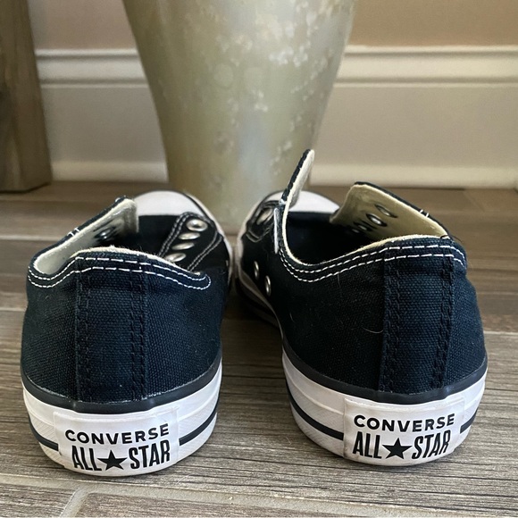 EUC • Converse Kids’ Chuck Taylor All Star Low Top Canvas - Picture 3 of 12